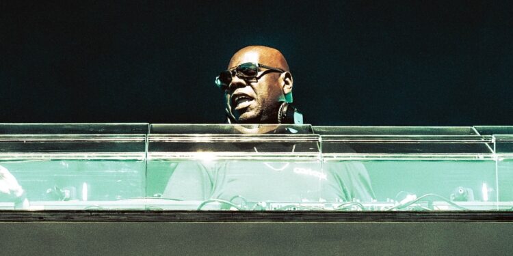 Carl Cox at ‘On The Beach’, Brighton Beach 26.7.25 (pic David Gyokos) ‘On The Beach’ Day Six with Carl Cox & friends