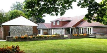 Get ‘Alive At The Barn’ this Friday & Saturday
