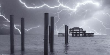 Thunderstorm warning issued by Met Office