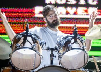 Vampire Weekend headline Day Two of ‘Victorious’ Festival