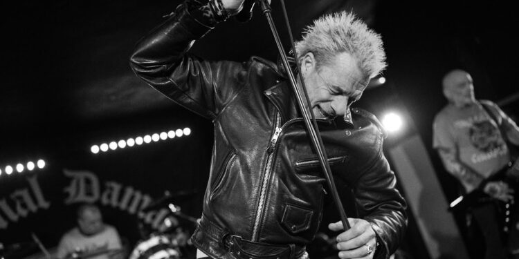 GBH (pic Cris Watkins) GBH to play at Brighton’s Hope & Ruin for the very first time