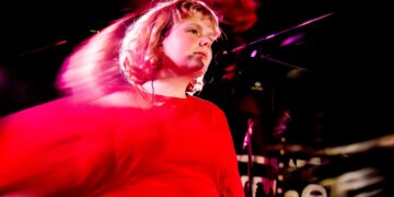 Long Fling treat us to a short fling