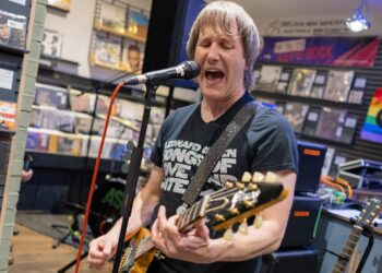 Ash give ‘Fun People’ what they want at Brighton instore concert