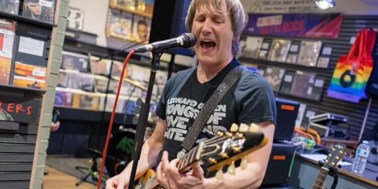Ash at Resident, Brighton 3.10.25 (pic Mike Burnell) Ash give ‘Fun People’ what they want at Brighton instore concert