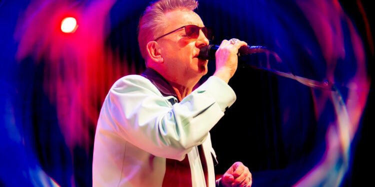 Richard Hawley celebrates his iconic ‘Coles Corner’ album