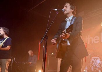 After a dozen appearances at Concorde 2 The Bluetones give Chalk a go