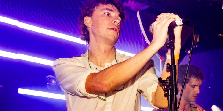 Sports Team at Patterns, Brighton 12.11.25 (pic Sara-Louise Bowrey) Sports Team get active at Patterns