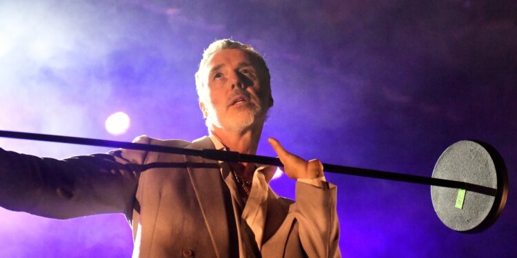 Baxter Dury at Brighton Dome 21.11.25 (pic 16 Beasley St Photography) Baxter Dury performs at Brighton Dome 41 years after his father, Ian Dury