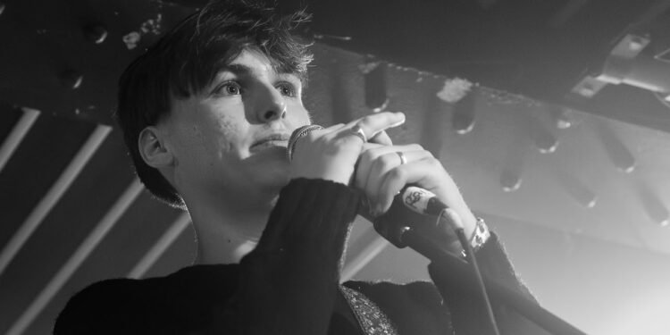 Bacci Pouch at Dust, Brighton 22.11.25 (pic Petra Eujane) Bacci Pouch so good they are forced to play songs twice!