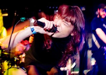 DITZ at Mutations, Brighton 7.11.25 (pic Sara-Louise Bowrey) 50 artists reviewed at Brighton’s ‘Mutations Festival’ – Part One (Friday 7th November)