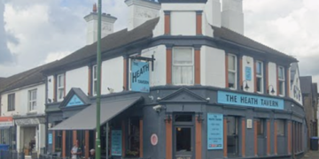 Man arrested as pub assault victim dies