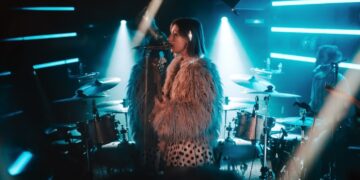 Coach Party light up Patterns on ‘Caramel’ tour with power and heart