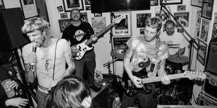 Mini Skirt Aussie pub-punkers Mini Skirt announce Brighton gig