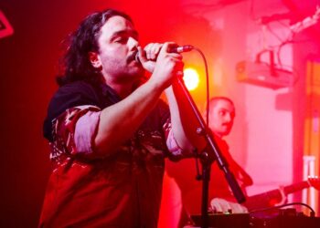 YARD play to maximum capacity Brighton crowd