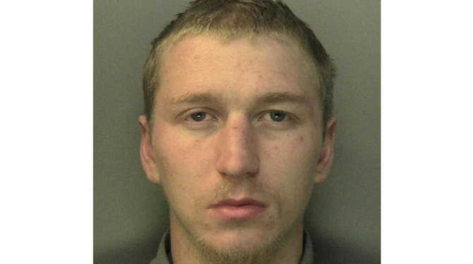 Police hunt man wanted for breaching his licence conditions