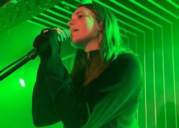 We ‘Lean In’ and listen to Art School Girlfriend