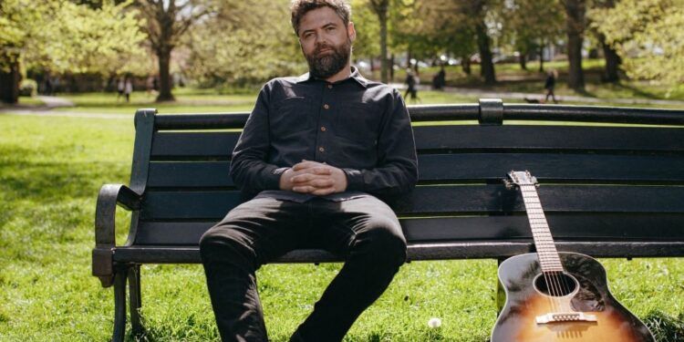 Passenger announces outdoor homecoming show at Hove Park