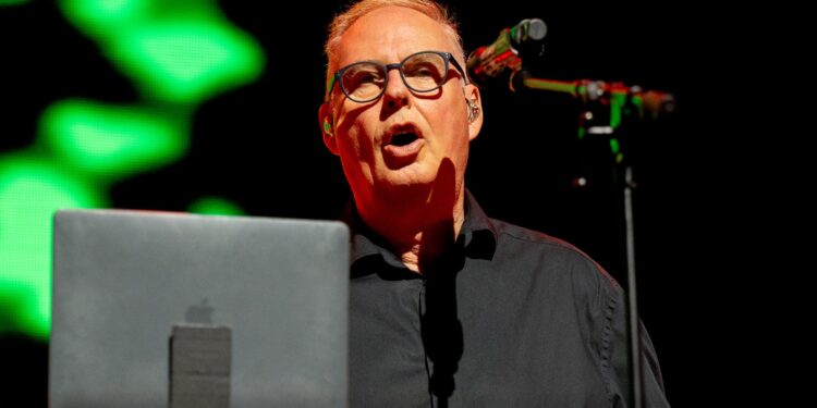 OMD singing and ‘Talking Loud And Clear’ on their ‘Summer Of Hits’ tour