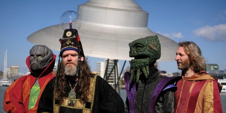 HENGE HENGE announce 75 shows across 17 countries