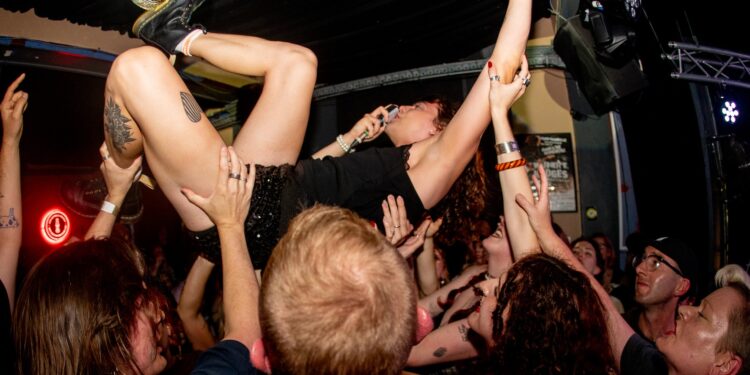 DITZ – the purveyors of controlled distortion play 10th anniversary gigs