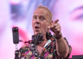 France 4, England 6 & Fatboy Slim circa 10000