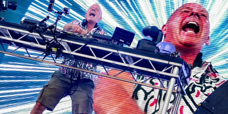 Fatboy Slim at ‘On The Beach’, Brighton Beach 19.7.26 (pic Sara-Louise Bowrey) Fatboy Slim sells out his 4th ‘On The Beach’ day in a row