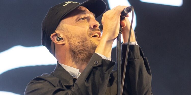 ‘And We Go Back To Where We Came From’ –  The Maccabees ‘On The Beach