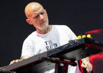 “Turn and look at the sunset” – Moby ‘On The Beach’