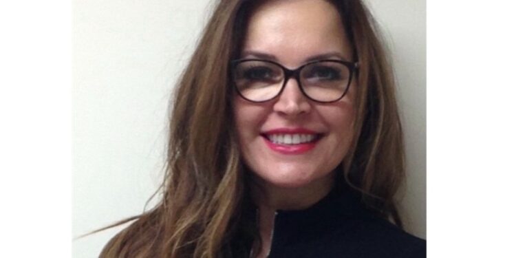 Fraudulent dentist goes on the run after scamming NHS for £92k