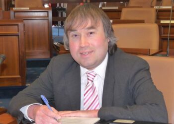 Tributes paid as long-serving councillor dies aged 57