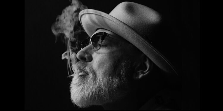 Will fans ‘Jump Around’ to Grammy-winning singer, songwriter & Rap legend Everlast