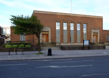 Jury clears police officer of causing serious injury when driving