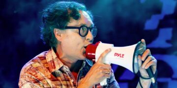 On the “Hup Hup Hup” – The Wonder Stuff conquer The Dome